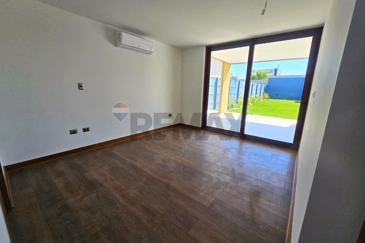 A estrenar, 3 dorm, piscina y quincho - Imagen 10