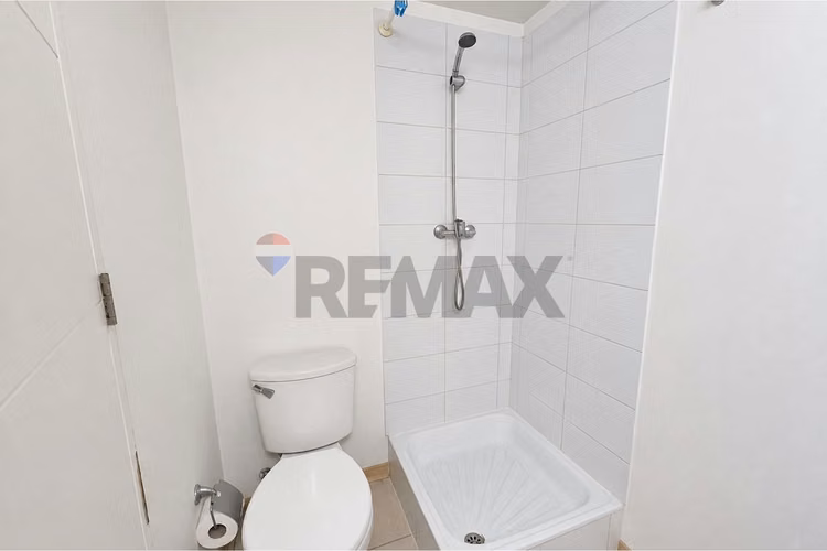 Acogedor  céntrico en santiago ideal inversión - Imagen 14