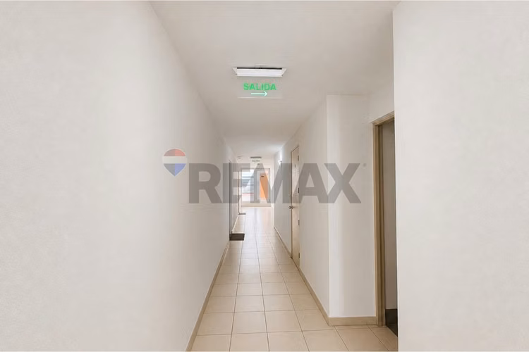 Acogedor  céntrico en santiago ideal inversión - Imagen 27