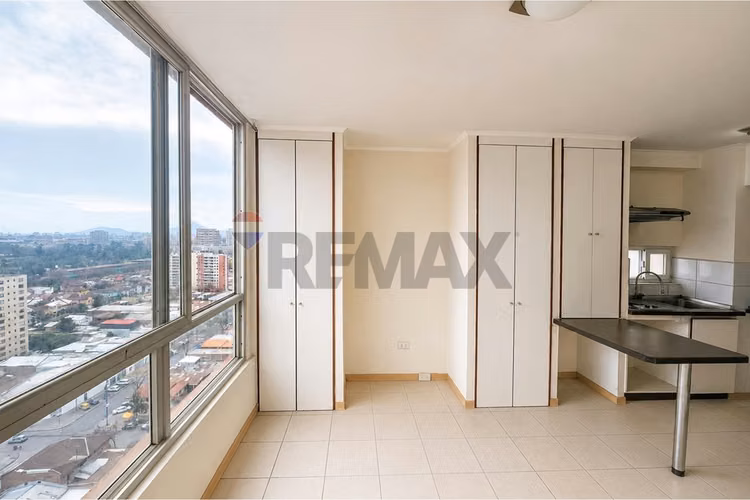 Acogedor  céntrico en santiago ideal inversión - Imagen 10