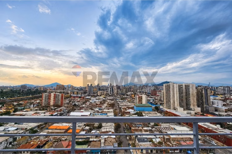 Acogedor  céntrico en santiago ideal inversión - Imagen 28