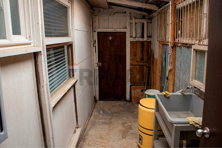Se vende casa a pasos del parque estadio - Imagen 7