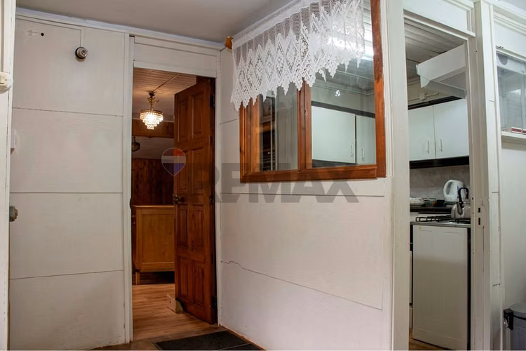 Se vende casa a pasos del parque estadio - Imagen 14