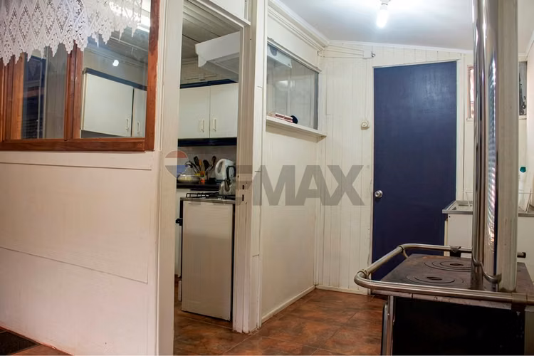 Se vende casa a pasos del parque estadio - Imagen 24