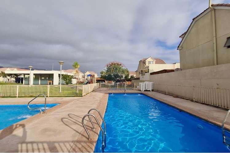 Amplia casa en venta 3d 3b costa laguna - Imagen 24