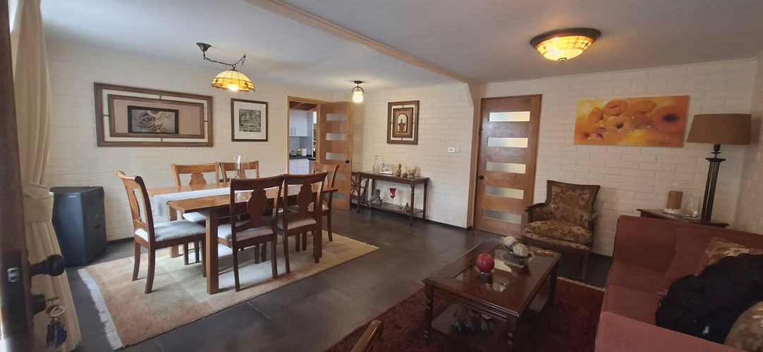 CASA IMPECABLE PASAJE CERRADO MAIPÚ METRO LAS PARCELAS