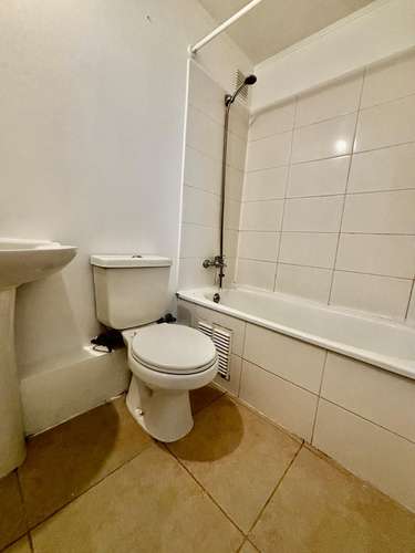 DEPARTAMENTO 3D2B EN 1ER PISO CON 2 ESTACIONAMIENTOS - Imagen 11