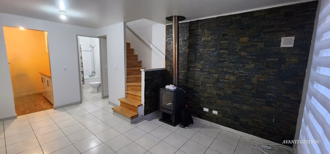 CASA 2 PISOS EN ARRIENDO EN SECTOR BOSQUEMAR