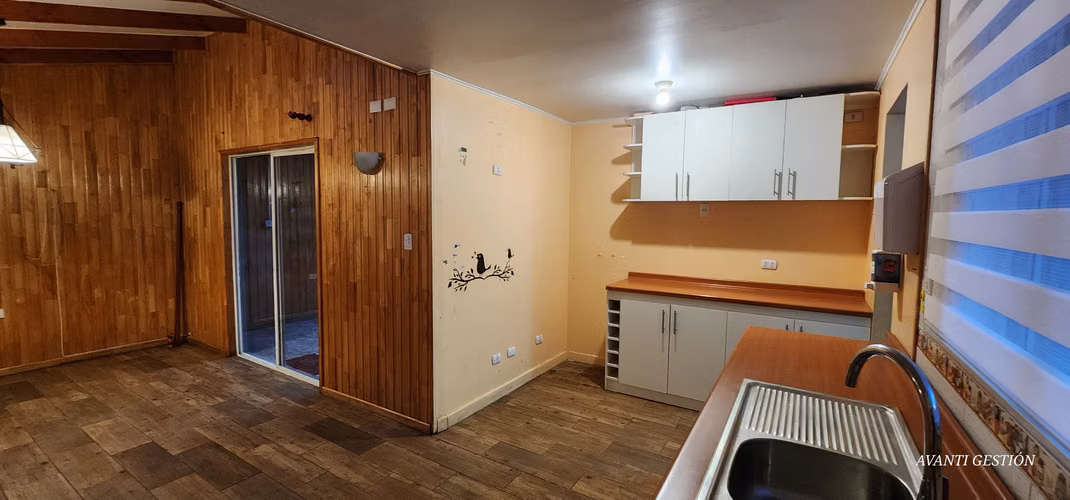 CASA 2 PISOS EN ARRIENDO EN SECTOR BOSQUEMAR