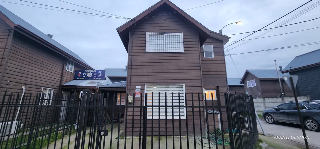 CASA 2 PISOS EN ARRIENDO EN SECTOR BOSQUEMAR