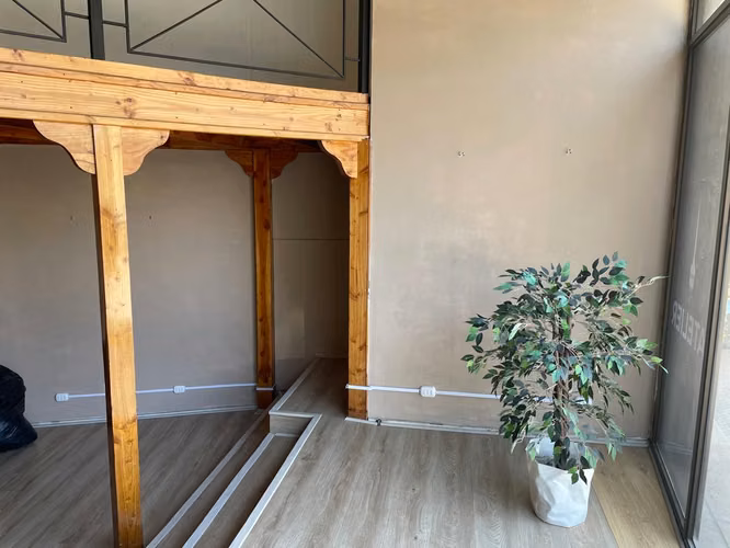 ARRIENDO LINDO LOCAL COMERCIAL CERCANO A CANALES DE TV