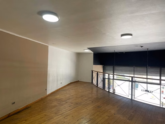 ARRIENDO LINDO LOCAL COMERCIAL CERCANO A CANALES DE TV
