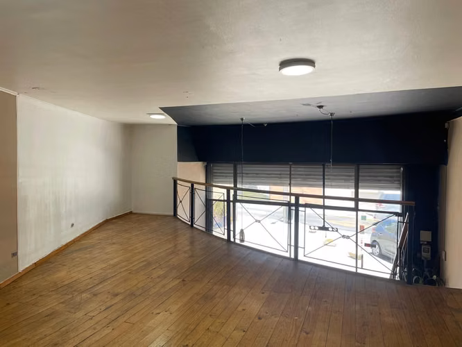 ARRIENDO LINDO LOCAL COMERCIAL CERCANO A CANALES DE TV