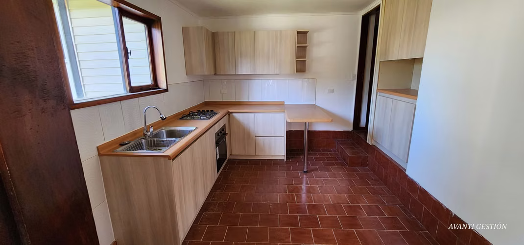 CASA COMERCIAL EN ARRIENDO EN CALLLE REGIMIENTO