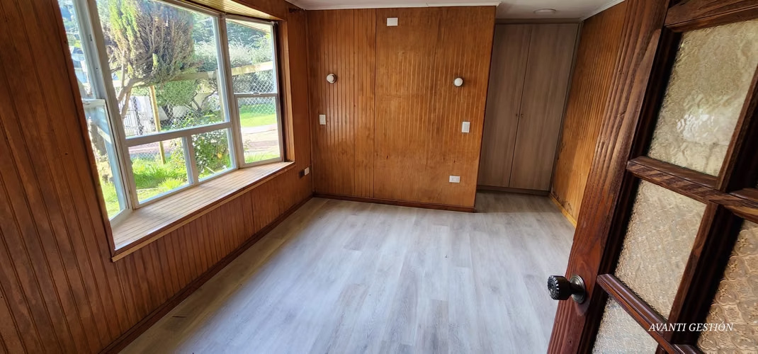 CASA COMERCIAL EN ARRIENDO EN CALLLE REGIMIENTO