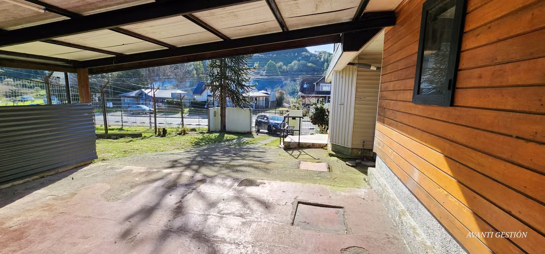 CASA COMERCIAL EN ARRIENDO EN CALLLE REGIMIENTO