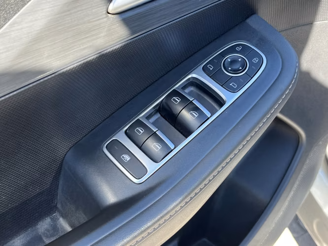 Omoda C5 1.5t Cvt Comfort 2025 - Imagen 12