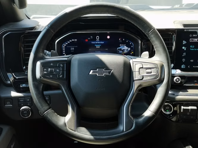 Chevrolet Silverado 6.2 Zr2 At 4x4 2024 - Imagen 15