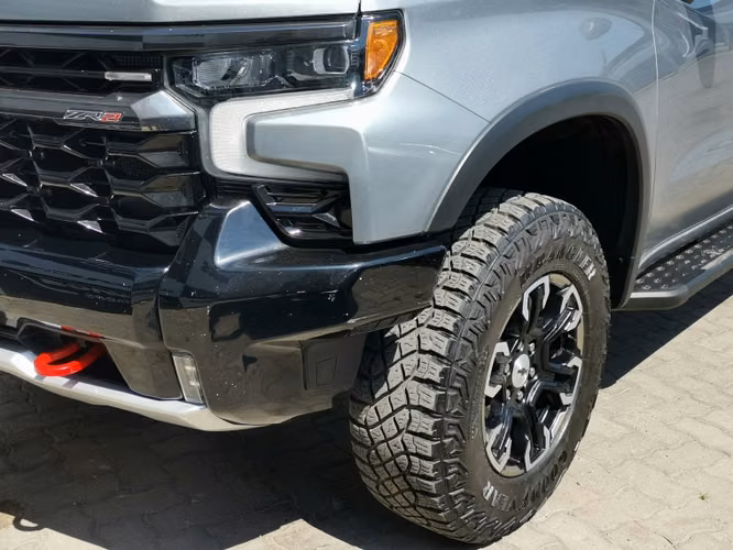 Chevrolet Silverado 6.2 Zr2 At 4x4 2024 - Imagen 8