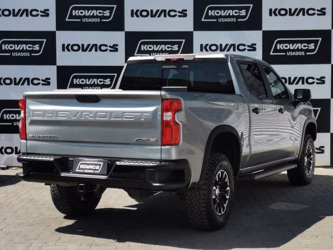 Chevrolet Silverado 6.2 Zr2 At 4x4 2024 - Imagen 4