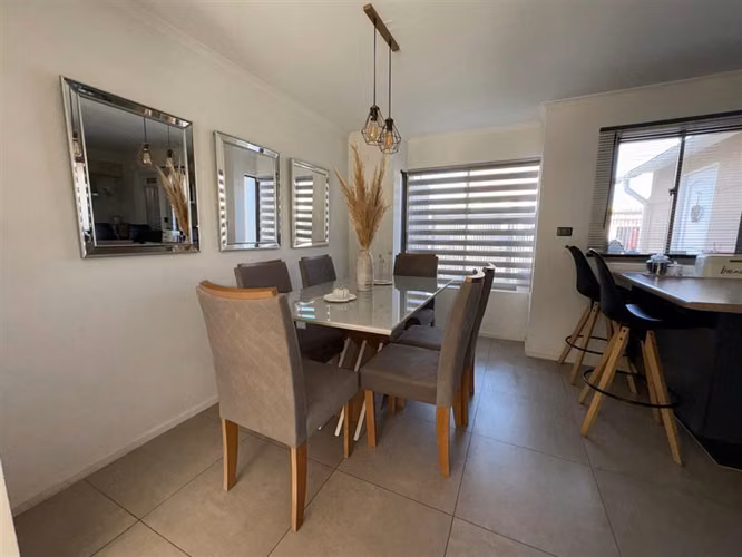 Casa en venta de 3 dorm. 3 baños en Padre Hurtado - Imagen 13