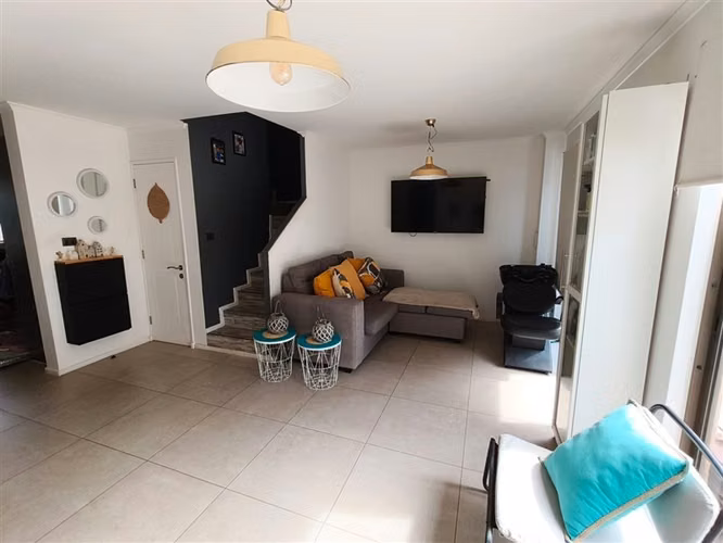 Casa en venta de 3 dorm. 3 baños en Padre Hurtado - Imagen 4