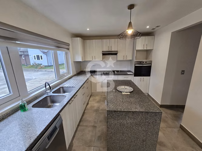 Casa en Valle Volcanes: 4D/3B, Condominio Seguro