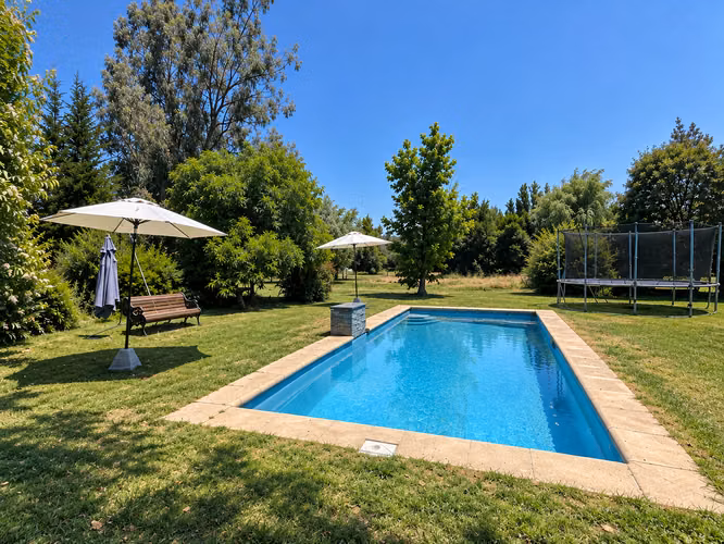 PARCELA SOÑADA CON PISCINA Y CASA FAMILIAR EN CONDOMINIO - Imagen 25