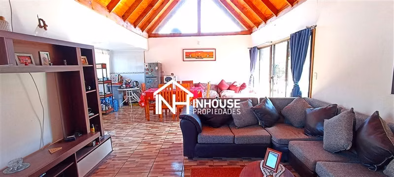 Casa en arriendo de 4 dorm. en Curacaví