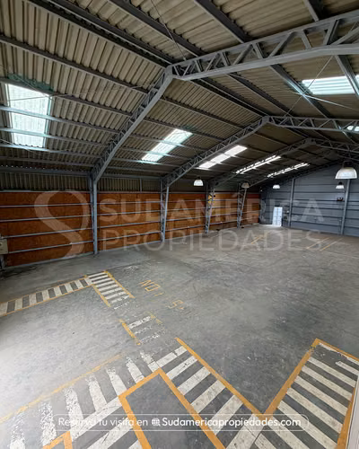 Se Arrienda Amplio Galpón comercial En Av. Ramón Picarte, Valdivia - Imagen 8