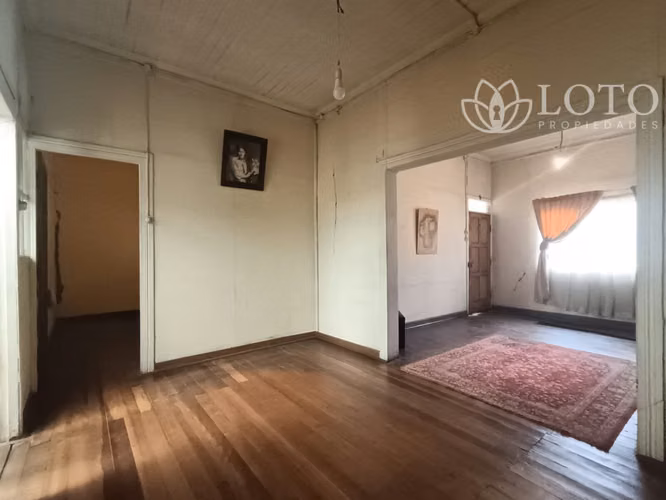 Venta de casa céntrica 4 dormitorios. Excelente sector de Placeres