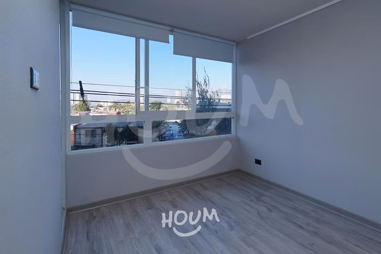 Departamento en Avenida Fermín Vivaceta