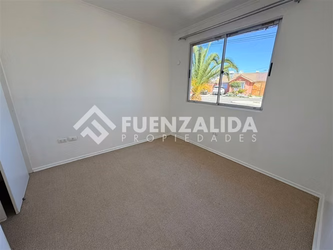Casa en arriendo de 3 dorm, dos baños, Bosque de San Carlos - Imagen 6