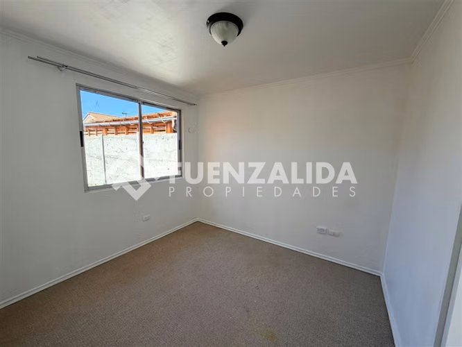 Casa en venta de 3 dorm, dos baños en Bosque de San Carlos - Imagen 8