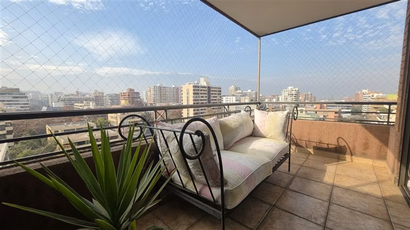 Departamento en venta de 3 dorm. en Providencia - Imagen 2