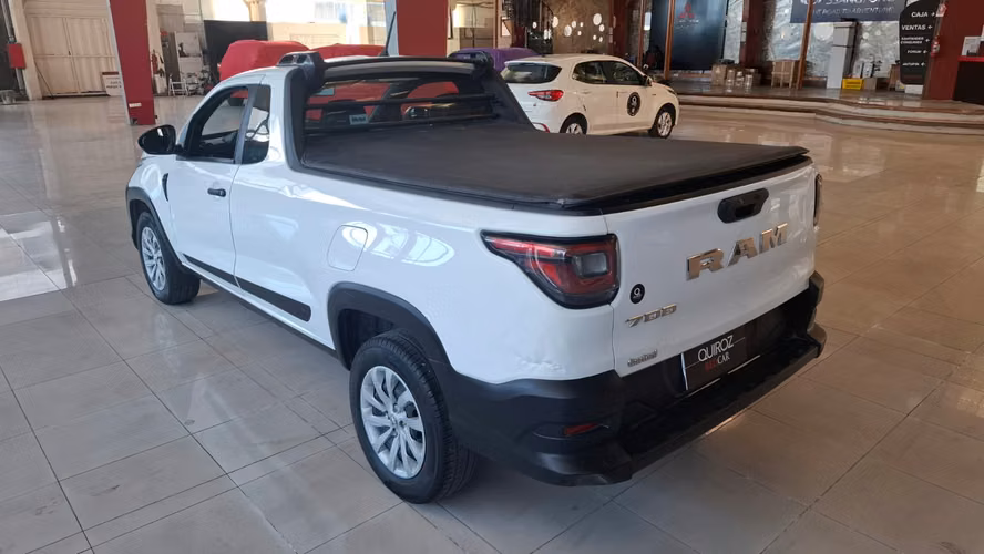 RAM 700 SLT 1.4 MT 2023 - Imagen 4