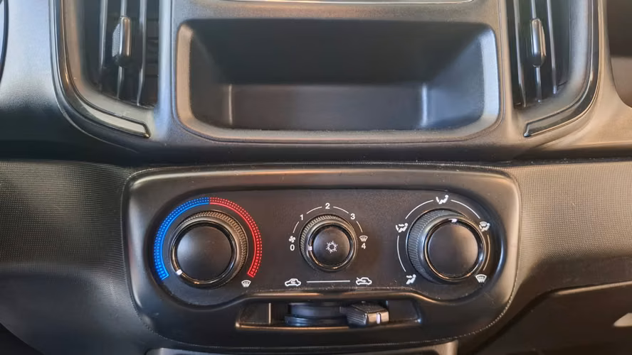 RAM 700 SLT 1.4 MT 2023 - Imagen 16