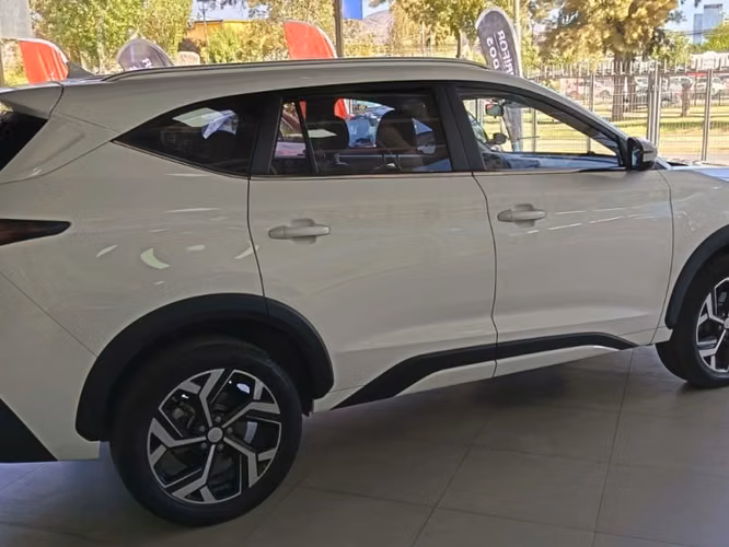 JAC JS8 1.5 LUXURY SE 6 MT - Imagen 5