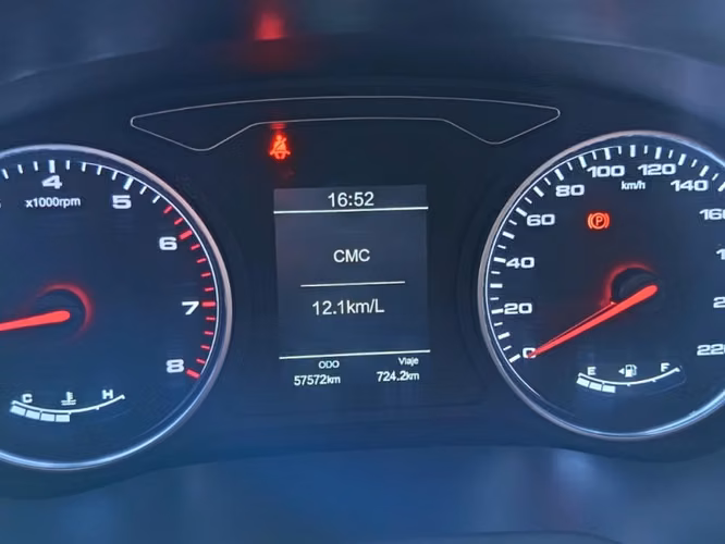 JAC JS8 1.5 LUXURY SE 6 MT - Imagen 11