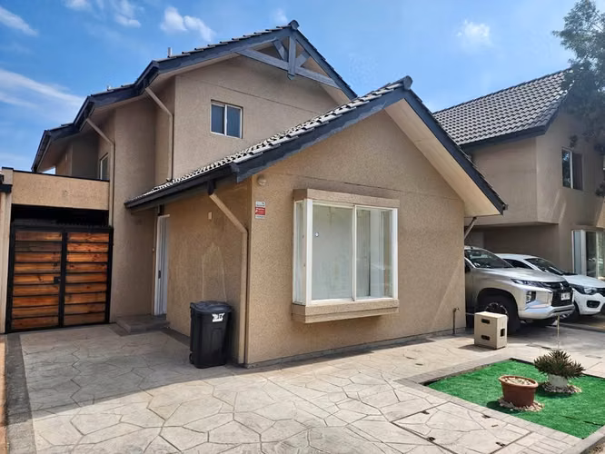 APORVECHA VENTA DE CASA CON 3D 3B EN LA LAGUNA LAMPA - Imagen 2