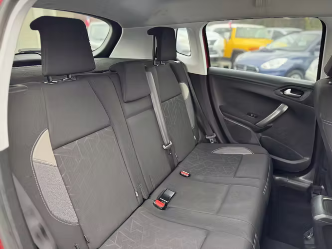 PEUGEOT 2008 1.6 BLUEHDi 2018