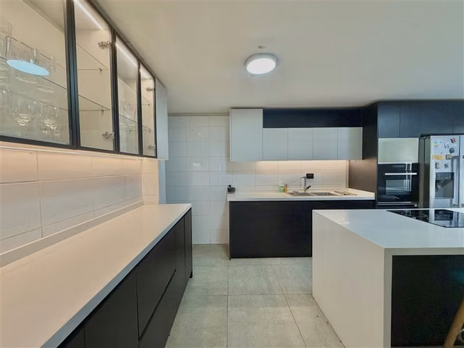 Casa venta de 3 dorm. Con piscina en Padre Hurtado - Imagen 9