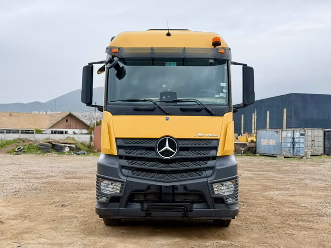 2022 Tractocamión Mercedes Benz New Actros 2645 S – 6x4 Con Retardador y Freno de Motor