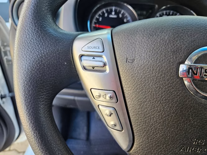 Nissan Versa 1.6 V-drive Mt 2022 - Imagen 17