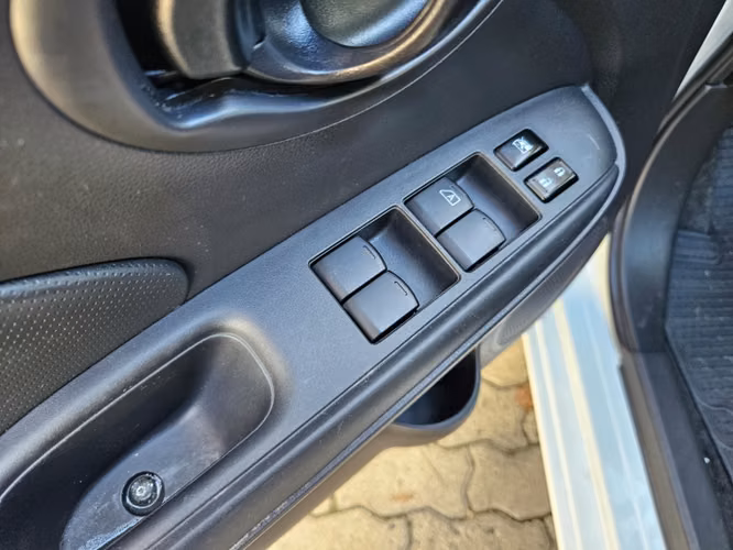 Nissan Versa 1.6 V-drive Mt 2022 - Imagen 13