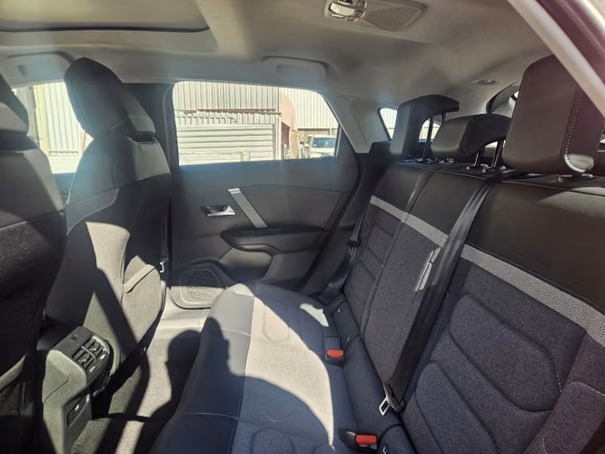 Citroen C-4 Puretech 130 Eat8 Feel Pack 2023 - Imagen 8