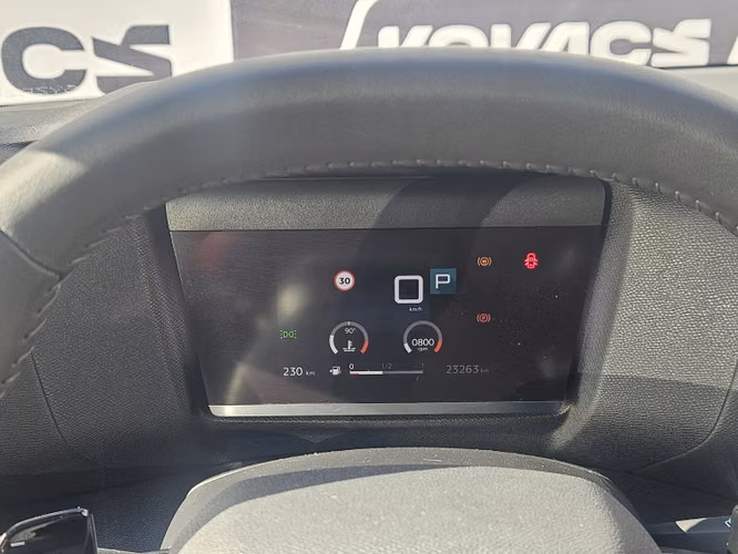 Citroen C-4 Puretech 130 Eat8 Feel Pack 2023 - Imagen 16