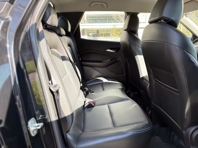 Chevrolet Montana Premier 1.2 AT 2023 - Imagen 18