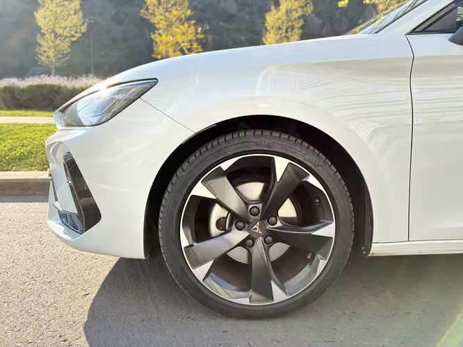 Cupra Leon 1.5TSI MHEV 2026