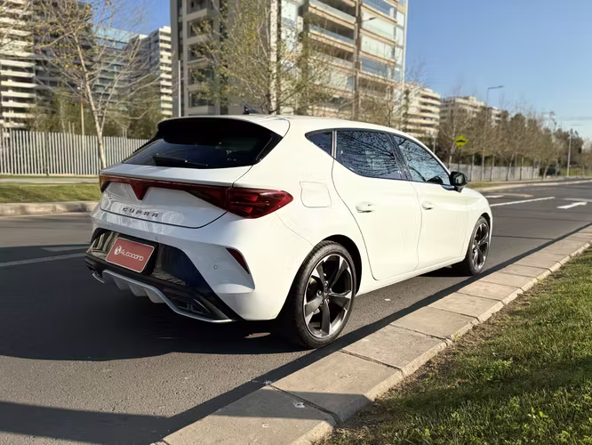 Cupra Leon 1.5TSI MHEV 2026